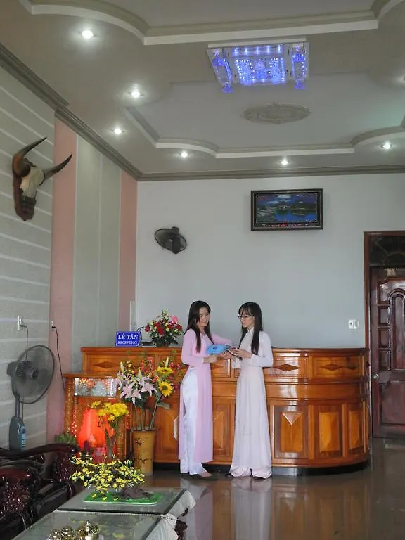 Nam Hong Hotel 2*, Nha Trang