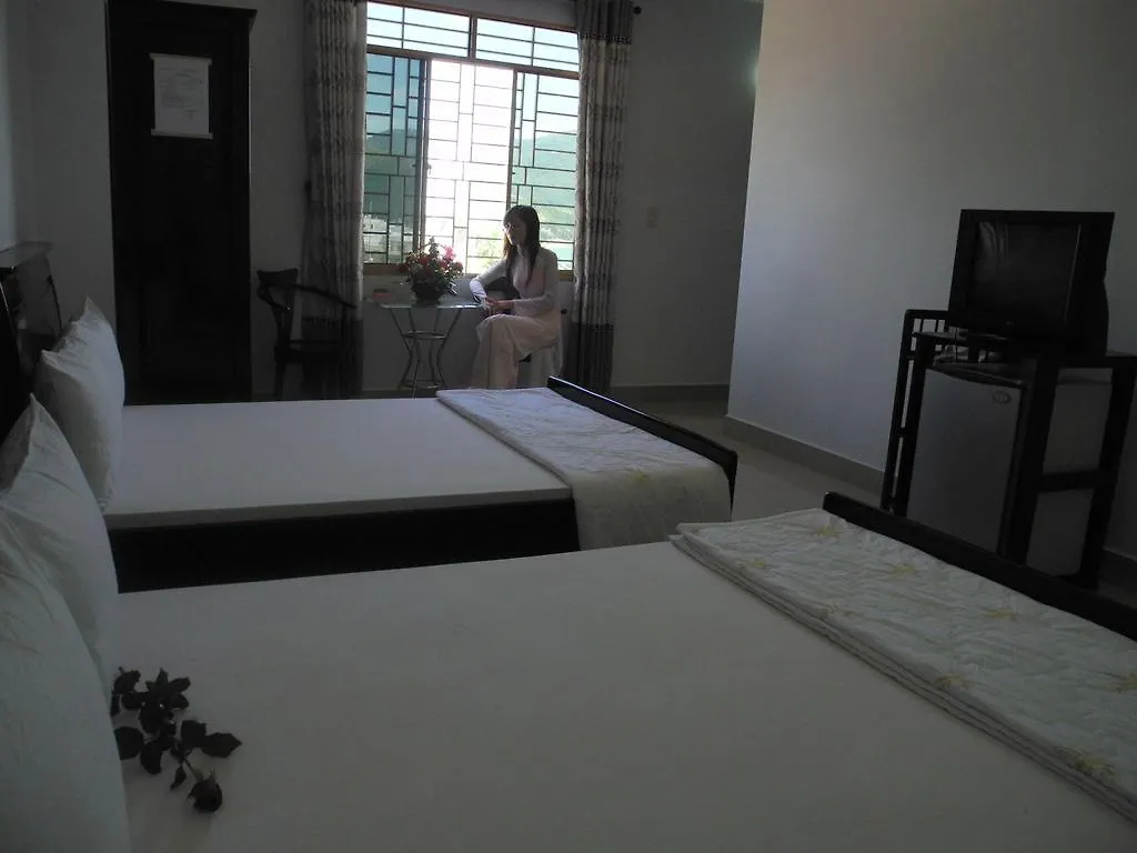 Nam Hong Hotel 2*, Nha Trang Vietnam